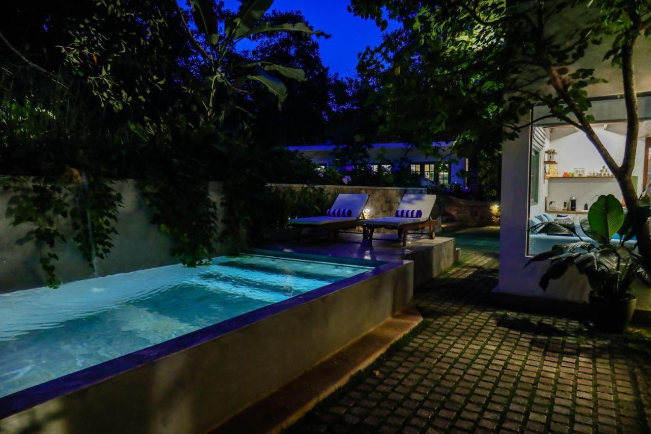 Hotel Tranquilisle à Kandy Extérieur photo